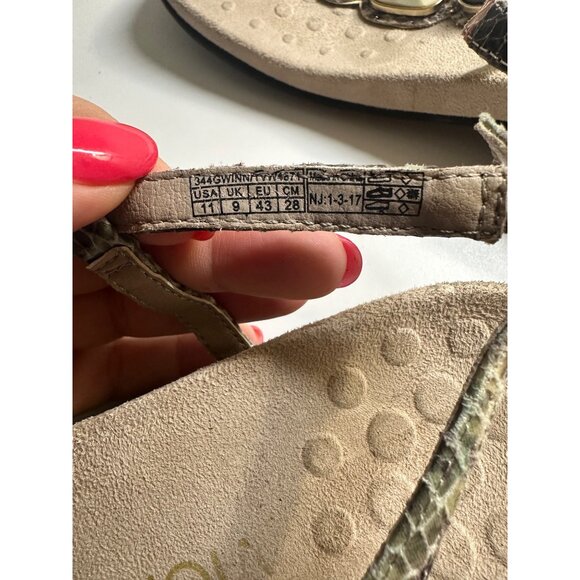 Vionic Crystal Jewled Orthotic Arch Support Sandals‎ Size 11 - Picture 5 of 5